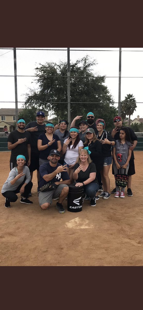Had a great time at the D2 vs D3 #EasterSeals softball game. Got the win and <a href="/KenAhlrich/">Kenneth Ahlrich</a> got the Best Coach 🏆
