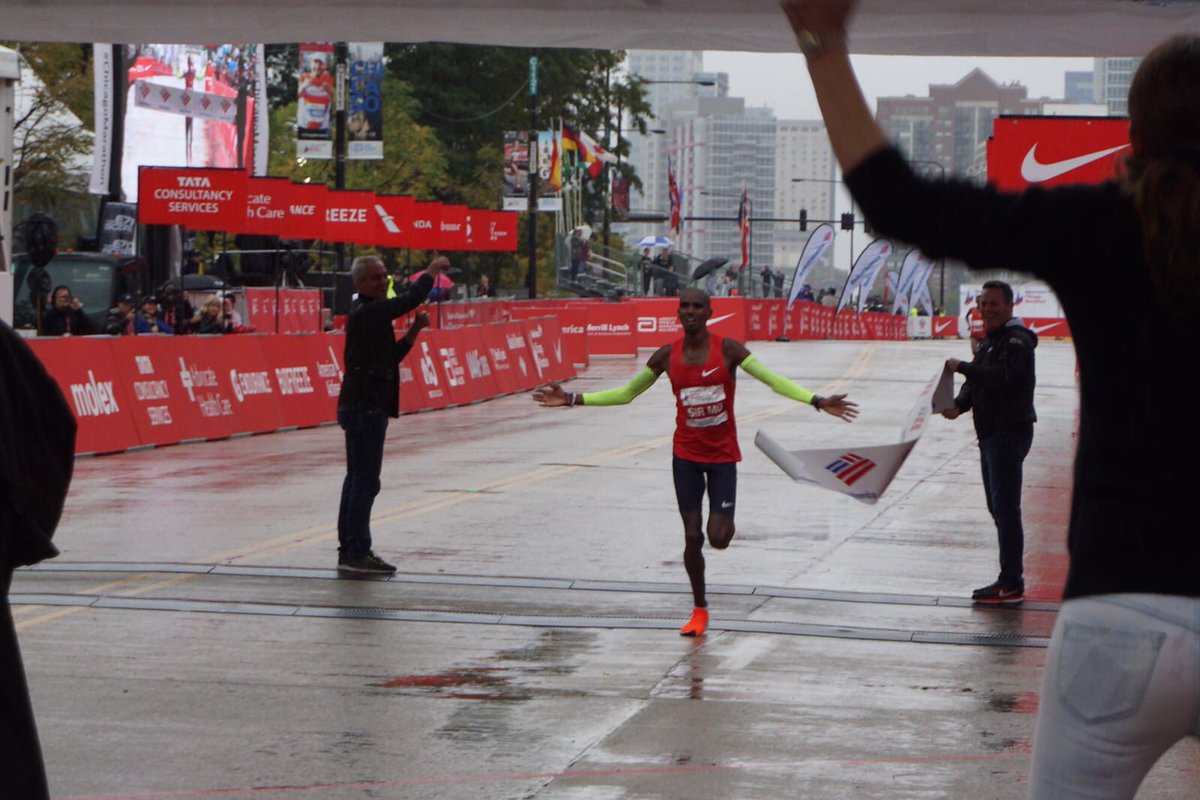 WMMajors's tweet photo. The champ!🔥 Congratulations @Mo_Farah 👏👏👏 #AbbottWMM #WhereChampionsRun https://t.co/KQrxocV0Ps