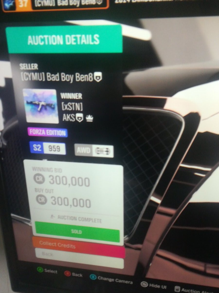 b2e2n2's tweet photo. @forza_support This keeps happening when I try to receive certain cars from the auction https://t.co/pmtMpqMOO8