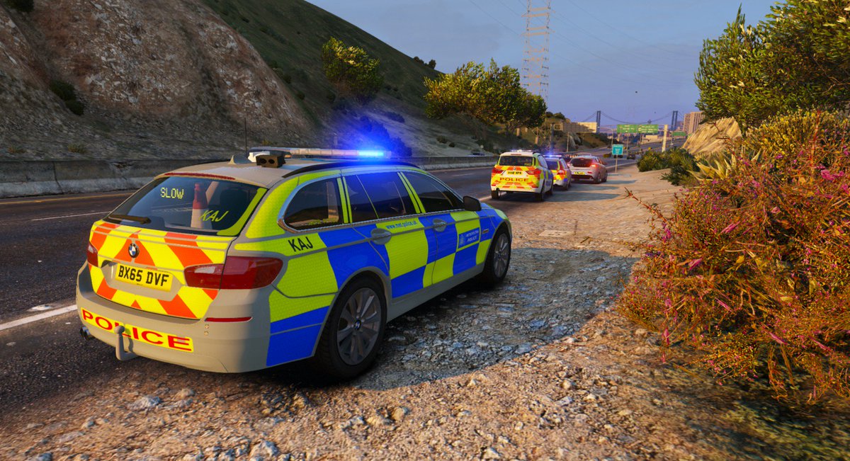 blackrat_olsen's tweet photo. @midgy_joe stopped a vehicle for poor driving before it suddenly made off from him. @WRPC_RTPC deployed to assist and tactical contact by @TemPazZ brought the vehicle to a stop. Minor damage. Male had a knife and was tasered. The car turned out to be stolen hours before #teamwork https://t.co/5BNIPJYlLV