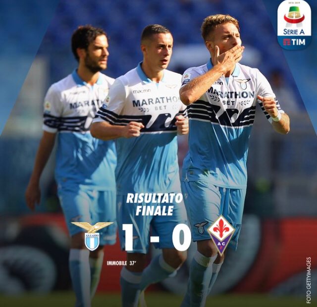 Calcio24hours's tweet photo. È FINITA! La Lazio vince per 1-0 contro la Fiorentina grazie al gol di Ciro Immobile! Per noi il Motm è proprio lui, con il suo gol vittoria.⚽️2️⃣4️⃣ #SerieA https://t.co/QLc2X11ebT