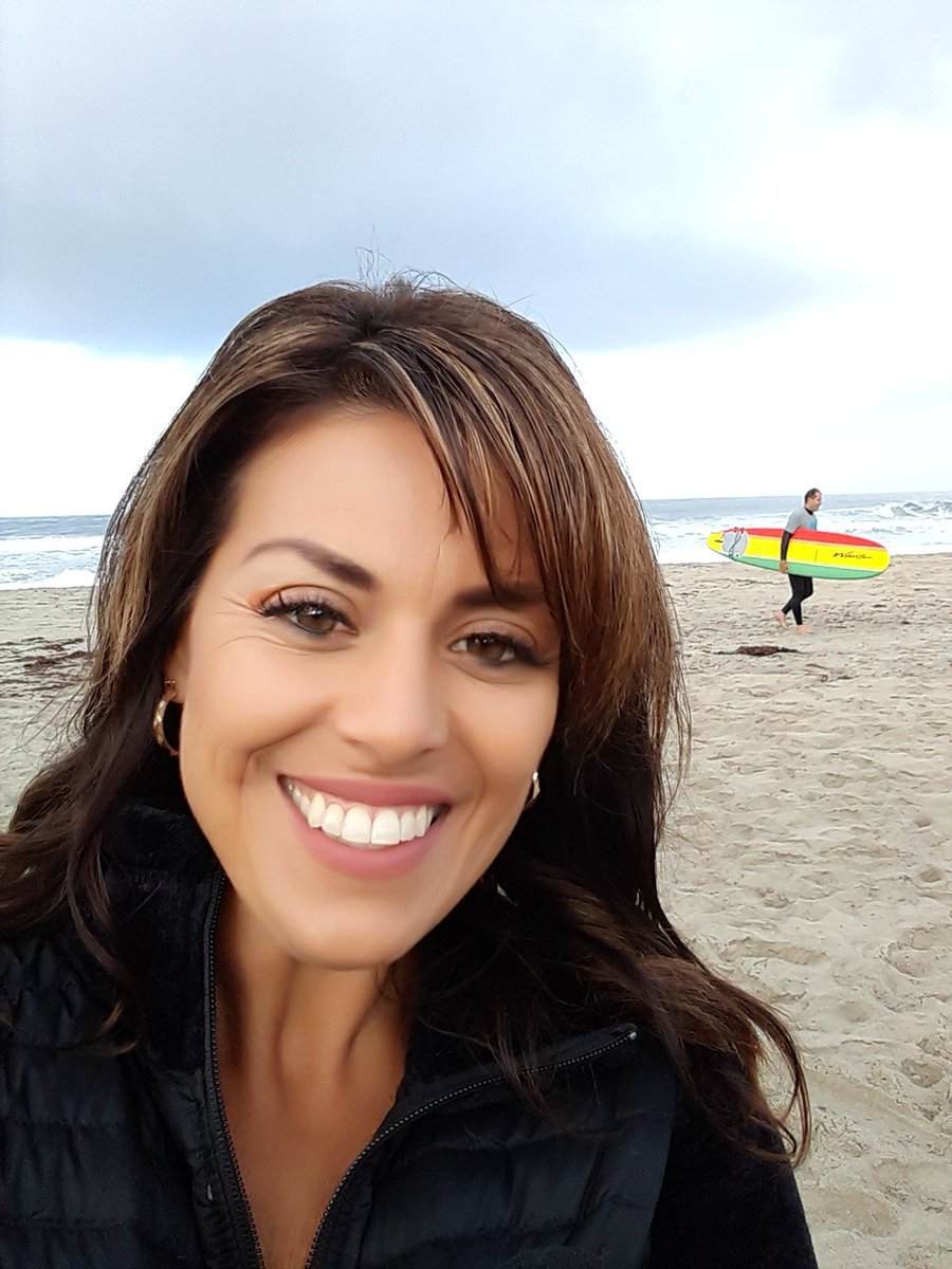 ealvareznews's tweet photo. #100wavechallenge is underway. Benefits the Boys to Men Mentoring Network. @BoysToMen_SD
@KUSI_GMSD @KUSINews https://t.co/wZPtGuN2ky