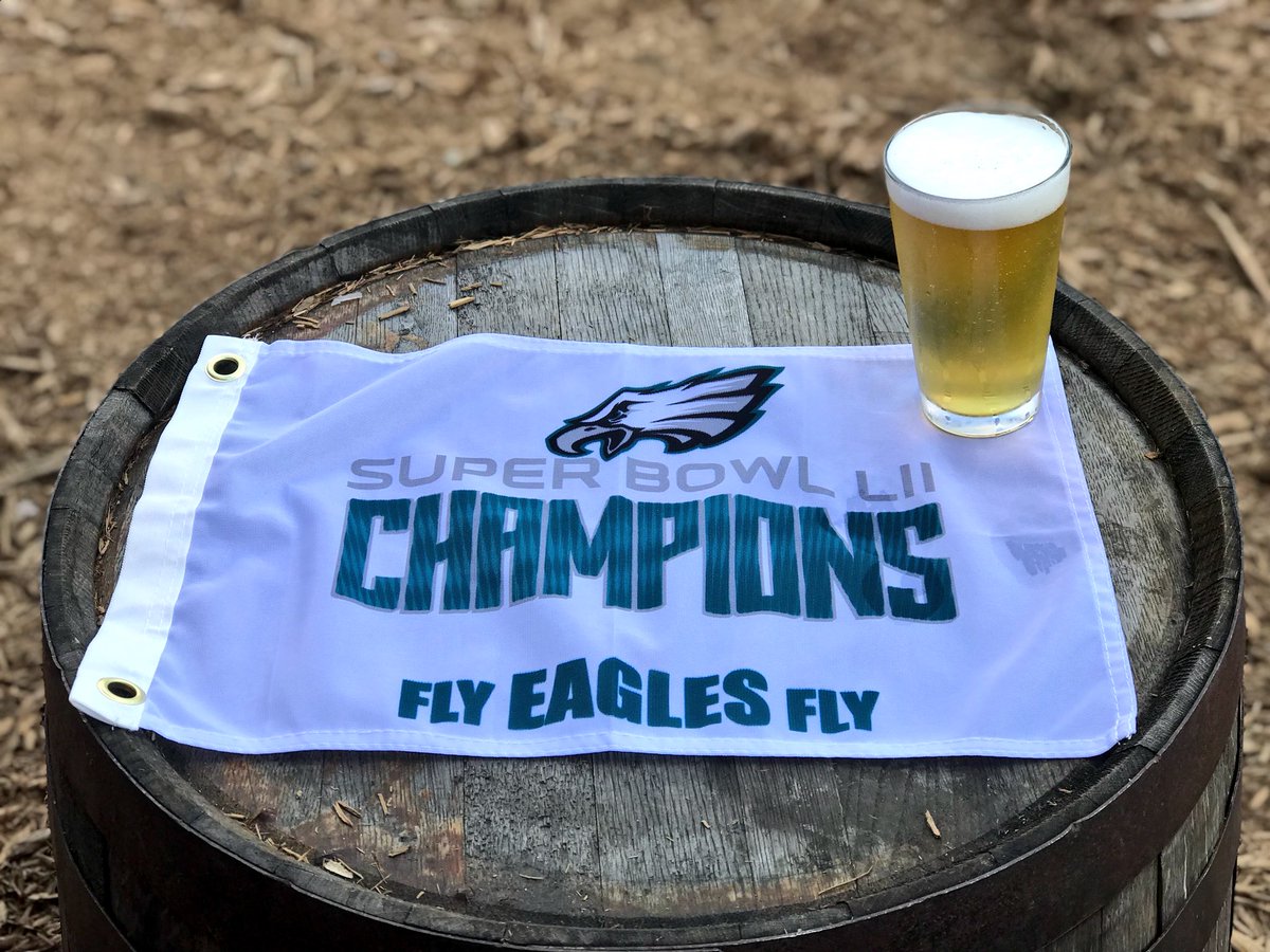 #OnTheRoadToVictory today in #Philly for watch parties to rep the homegrown squad! Home Grown Dry-Hopped Lager draft specials and your chance to win some game day action. #TasteVictory #BirdGang <a href="/citytaplogan/">City Tap Logan Sq</a> <a href="/citytapucity/">City Tap UCity</a> @VictoryBeerHall <a href="/IrishRoverSH/">Irish Rover</a> <a href="/thebishopcollar/">The Bishops Collar</a>