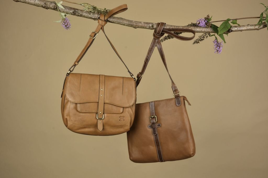 lakeland leather holdall