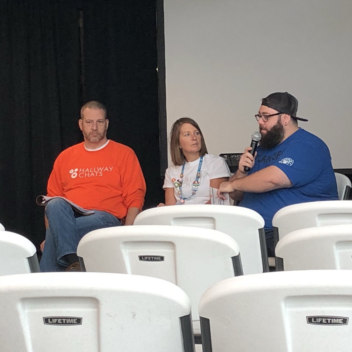 We’re having a chat about getting involved in the #WordPess community with the hosts of <a href="/HallwayChats/">Hallway Chats</a>, <a href="/TaraClaeys/">Tara Claeys</a> and <a href="/liamdempsey/">Liam Dempsey</a>!

Thank you for being our moderator, <a href="/bmoredrew/">Drew Poland</a>!

#wcbalt