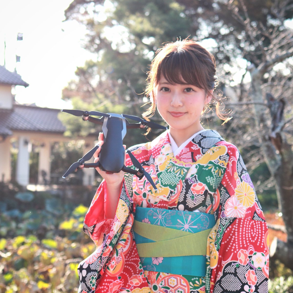 solaco_drone's tweet photo. 八幡宮や大仏様の空撮をやってみたいなぁ❤︎ https://t.co/RO6glgjLOv