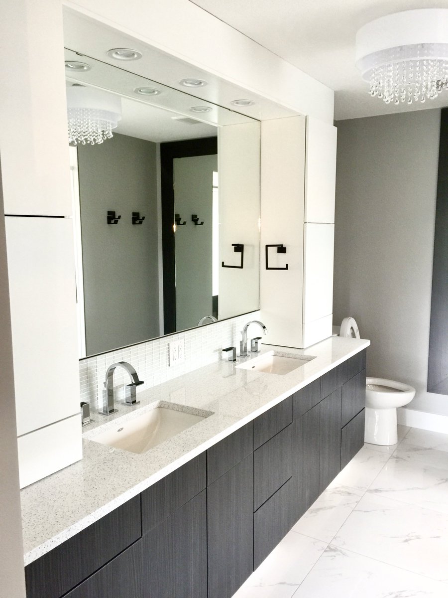 alvescustom's tweet photo. Did you know 100% of couples who have #doublesinks in their ensuite have a stronger relationship?
Untrue. We just made that up. But separate sinks may help #keepthemysteryalive. 😉
Single or double. We build custom homes.
#CustomBuilt #FamilyBuilt #AlvesBuilt #yeg https://t.co/BEAzp2EBnV