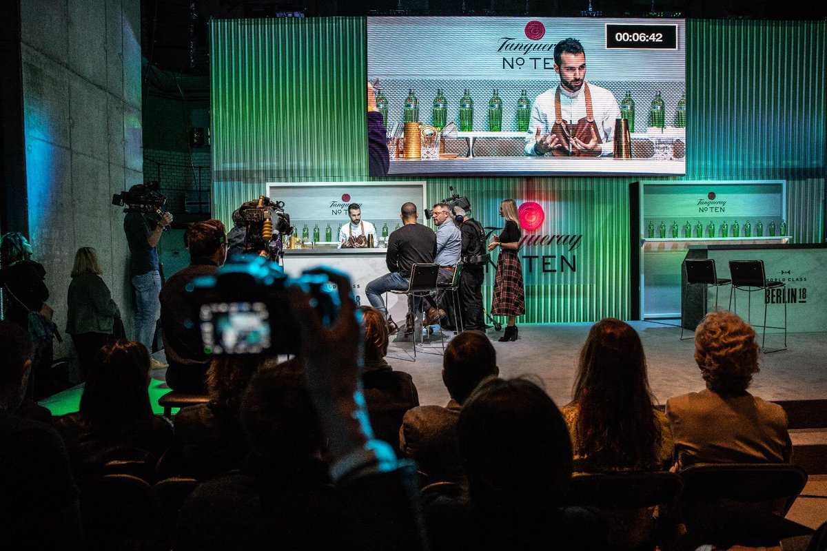WorldClass's tweet photo. World Class Global Finals is all about discovering new talent and incredible drinks, and the @Tanquerayusa No. TEN Challenge @ MixWerk is doing just that. 👌 #WorldClass2018 https://t.co/1mrWdl3l0E