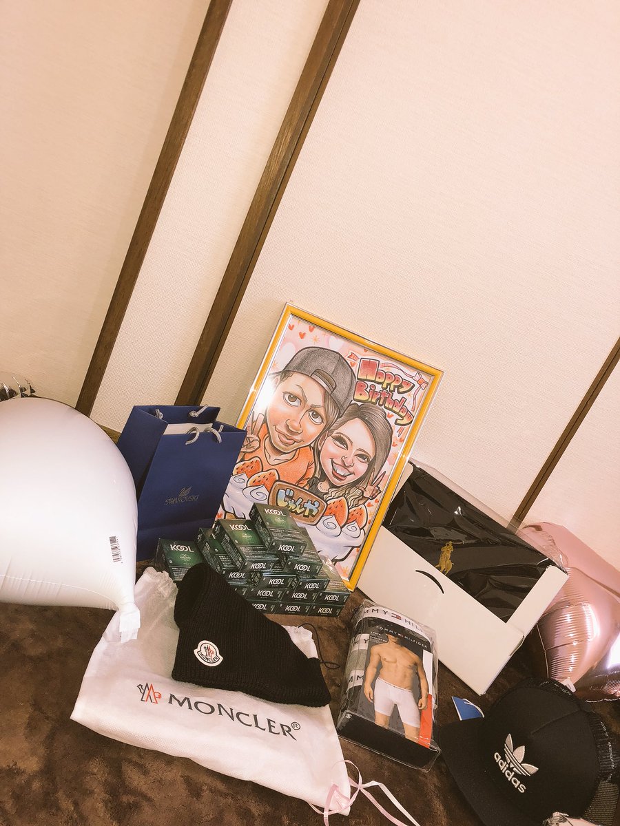 1006_junya's tweet photo. 最高な誕生日🎂🎉 https://t.co/BVrJpk3iMg