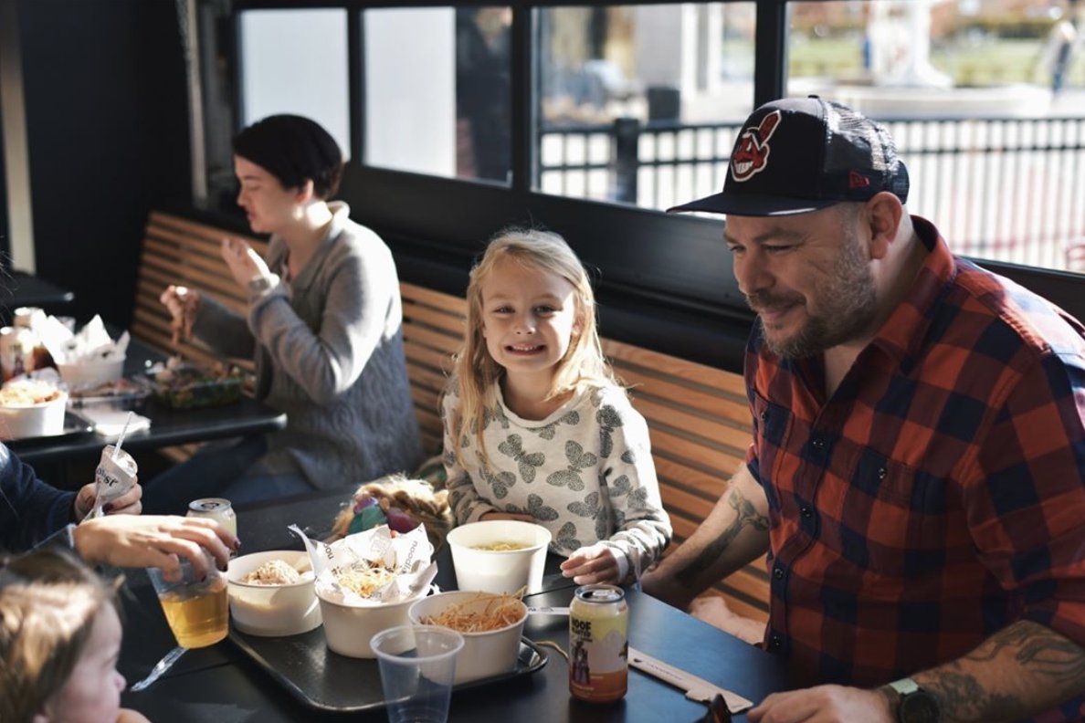 Noodle_Cat's tweet photo. with kiddy cat meals for $5.99 you'll have the whole family smiling. https://t.co/k97rawi9lF