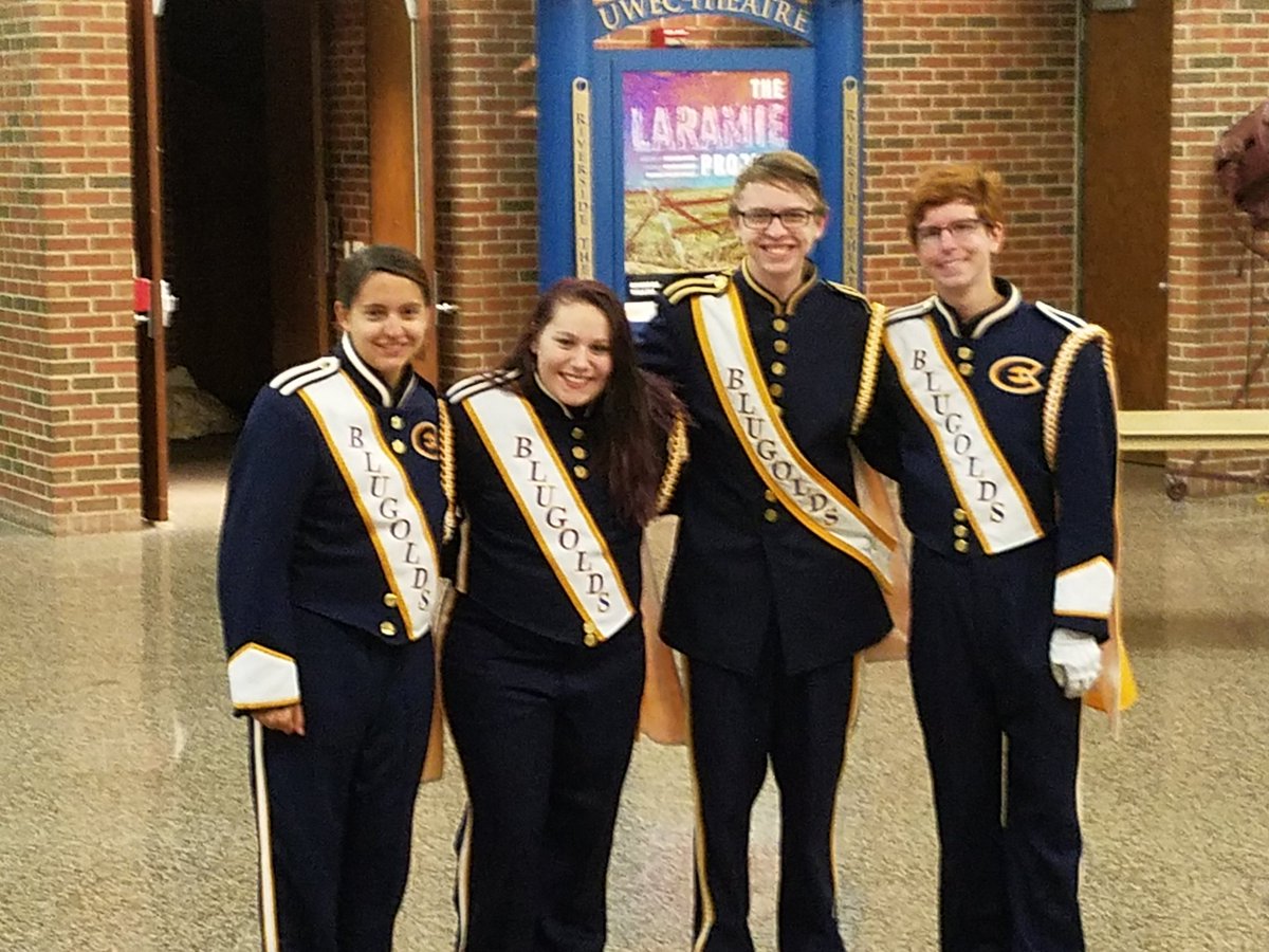 MrAHammerman's tweet photo. Yesterday I had the pleasure of going to @UWEauClaire, seeing @BlugoldMarching, &amp; playing in the alumni band.  The sound of the BMB is unbelievable!!!  What beats all of that?  Seeing 4 North grads continuing to represent #622Proud.  #SelfieWithTheAlumni #ForeverPolars https://t.co/dLbiMZXcsg