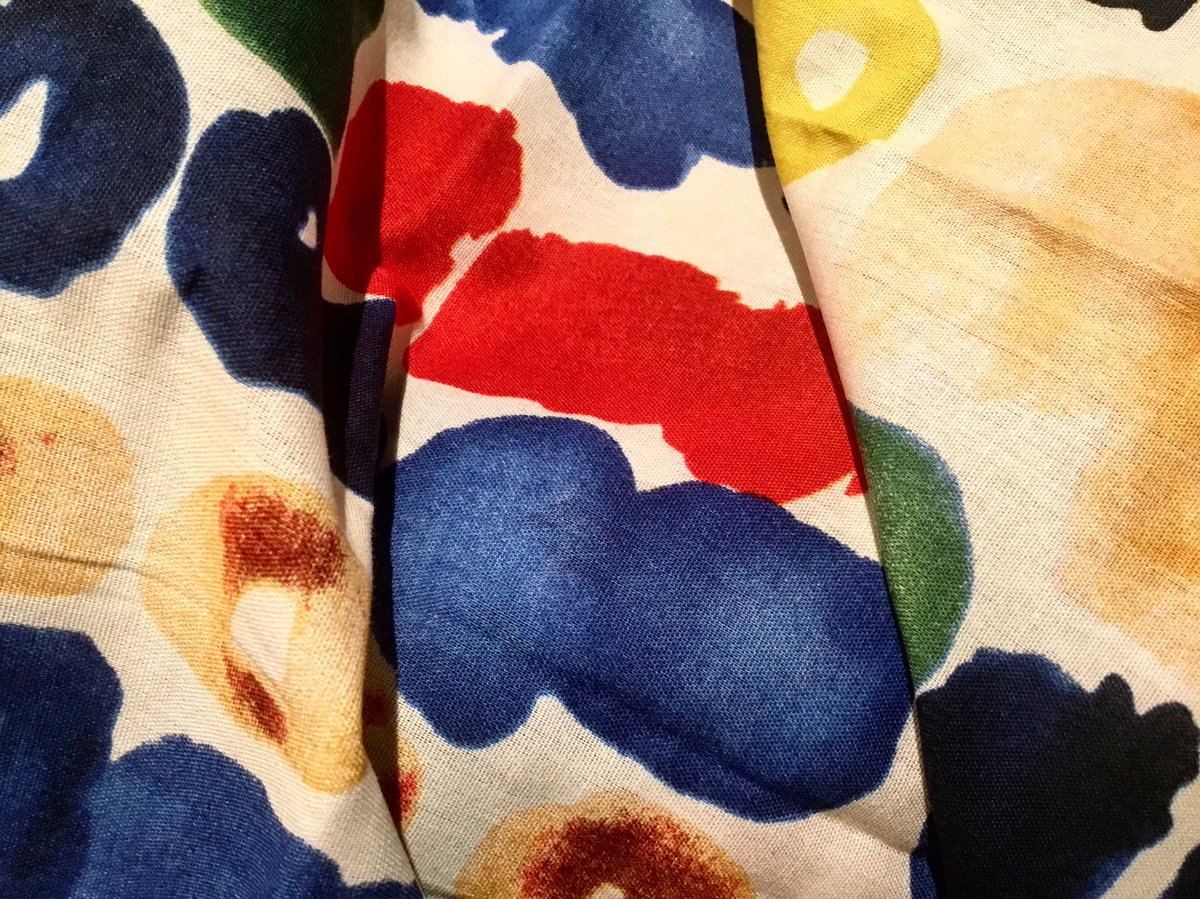 Le saviez-vous ? Lorsque vous achetez l’un de nos trois knot wrap intitulés « Pop Atelier », l’ensemble des bénéfices est reversé à une association qui soutient les personnes autistes, d’ailleurs, ils sont à l’origine du design 😱😍
#Lushcosmetics #knotwrap #popatelier