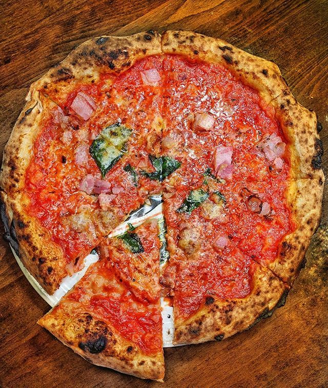omgitsbomb's tweet photo. 🍕 In pie we crust -- Day 2 @nypizzafestival Bring itttt @sanmatteocucina #OMGitsbomb #bombdotcom 🍕🍕🍕🍕🍕
#pizza #ttpizza #dailypizza #pizzafromabove #pizzagram #pizzadiet #heresmyfood #buzzfeast #dailyfoodfeed  #foodphotography #foodpornshare #fork… https://t.co/0MxBxdXhXJ https://t.co/eReueqLX95
