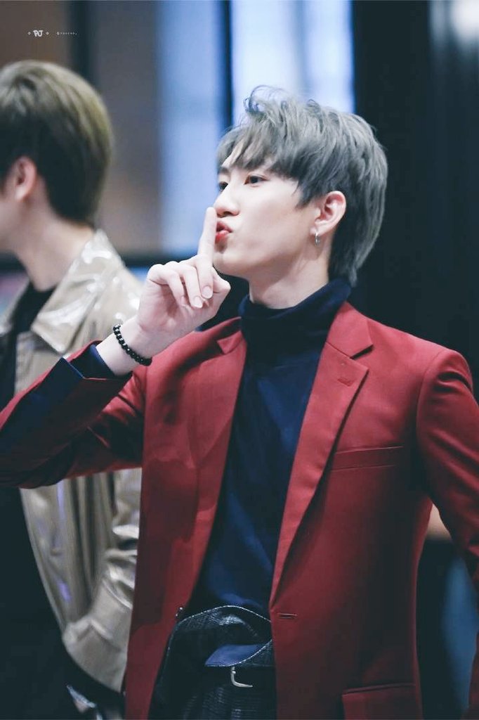 LOVEccaptainch's tweet photo. 😉😉😉
#captainchonlathorn https://t.co/7n3n00ix54