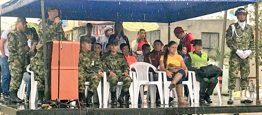 walteradolfor's tweet photo. Jornada de Apoyo al Desarrollo Comuna 9 Barrio Picaleñita #BASPC06 Plan Fe en Colombia actos protocolarios  "Héroes Multimisión" en alianza estratégica con entidades Departamentales, Municipales, Privadas https://t.co/zUWo8aP88P