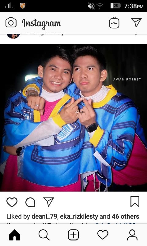 KittyUlfah's tweet photo. Always Happy ok, ur fans always ur besides u. @DA2_Rizki @DA2_Ridho #SemarakYogyakartaAda2R https://t.co/VfElqBWyrL