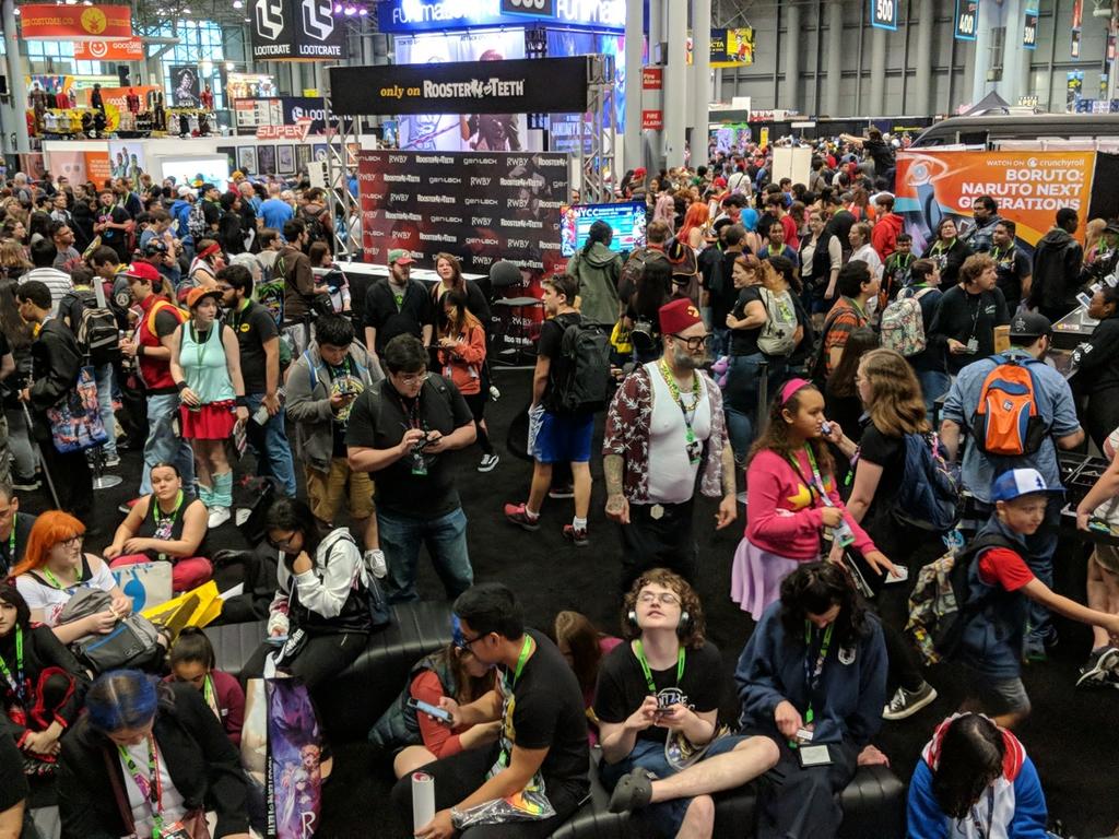 ChaosAndBagels's tweet photo. Last day #NYCC #RWBY #genLOCK #NYCC2018 #rtnycc https://t.co/is08Pz6U59