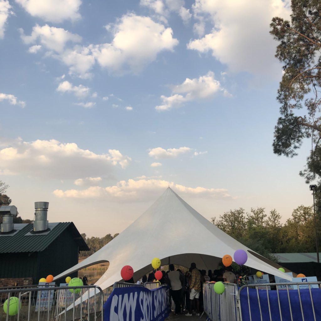 YOMZANSI's tweet photo. Sunday vibinβ out at #OkapiFunDay @OkapiLifestyle
Follow this thread for live updates πβοΈ https://t.co/zROzjjlUXG