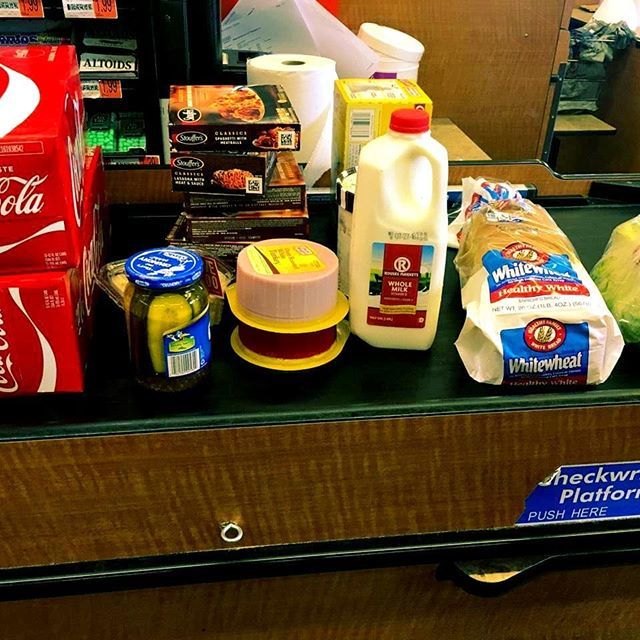 datgrocery's tweet photo. deliveryservice #nola #reliable #drive #food #pickup #localbusiness #orders #service #best #fast #drivers #louisiana #business#bacheloretteparties #bachelorparties#nolabachelorette parties#nolabachelorparties#locallyowned#locallyoperated #groceries#datgr… https://t.co/SLGGWenTWq https://t.co/YNRpZjobC0