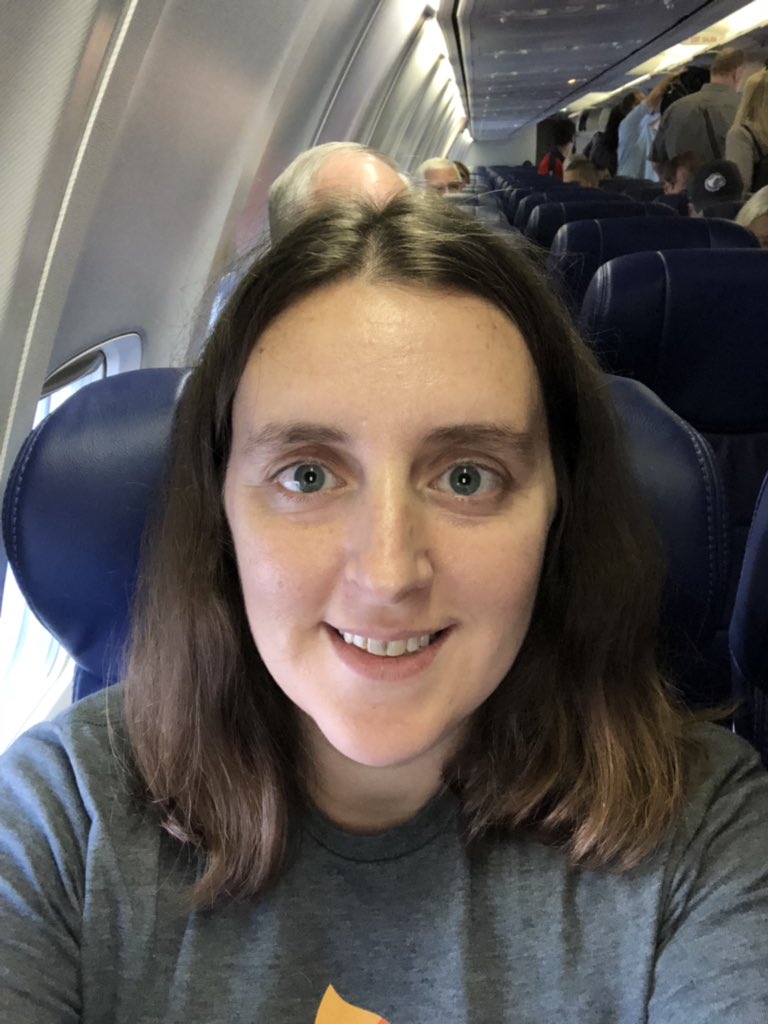 TechieAngel's tweet photo. HERE WE GO!!! #SpiceWorld2018 https://t.co/KyW2oEWbOI