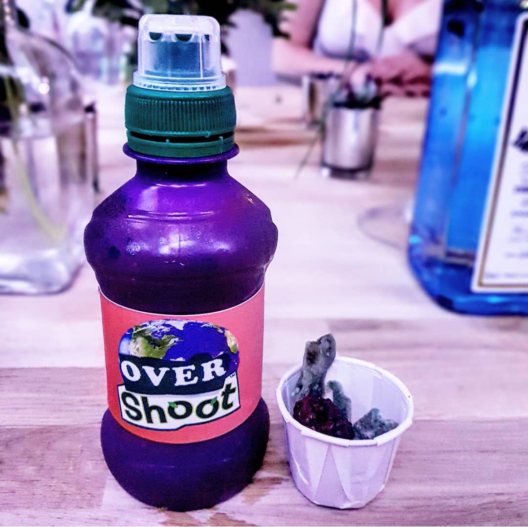 Had a very fun and gloriously nerdy night at the mysterious Glasshouse Residence. Five @BombaySapphireB cocktails designed and created by Tommy Matthews and Jon Lee, charting a journey through nature and science. 
I love #LCW ♥. #bombaysapphireuk