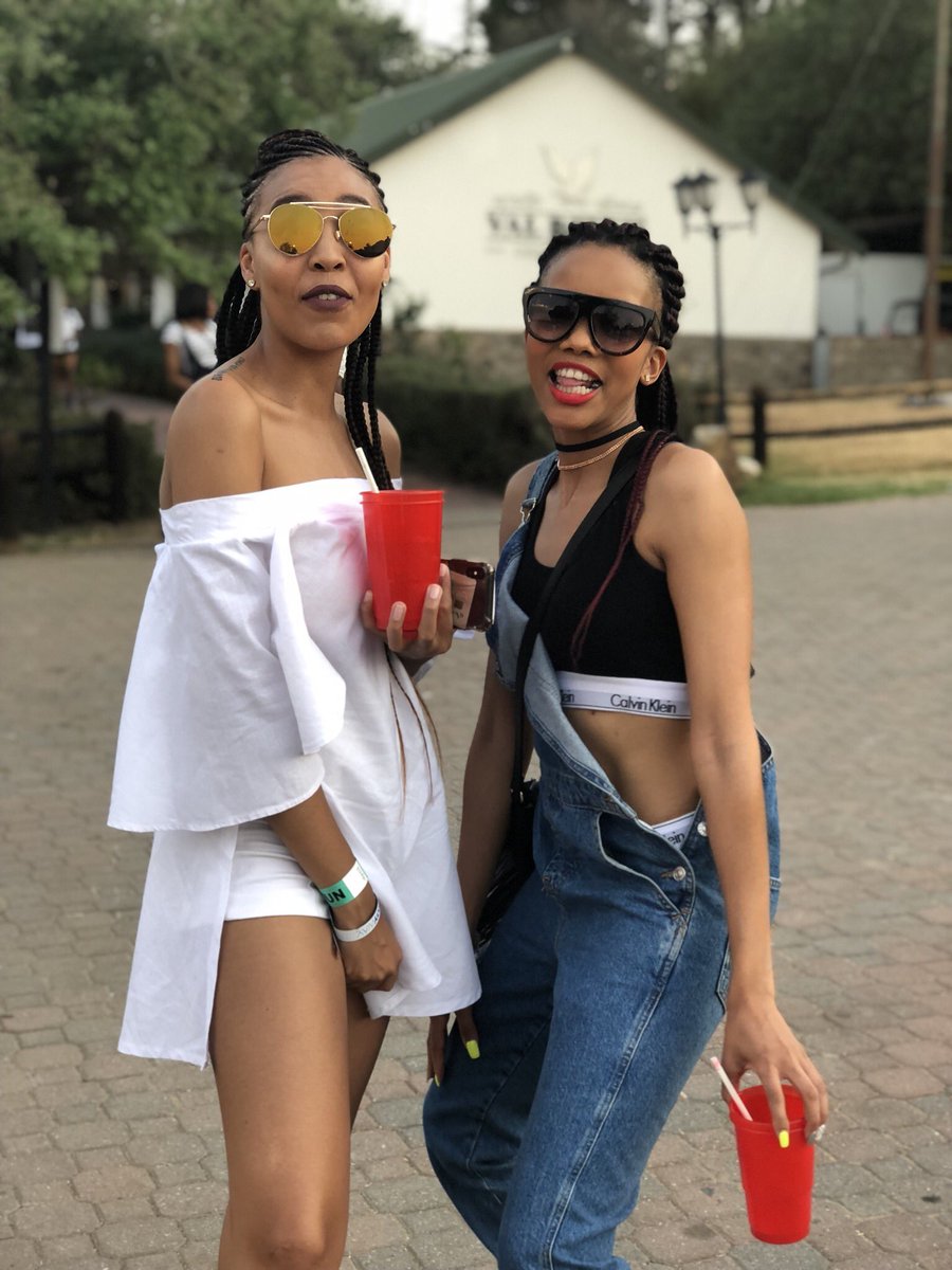YOMZANSI's tweet photo. SPOTTED FACES: #OkapiFunDay βοΈππ΄ https://t.co/Aa0EltoBPf