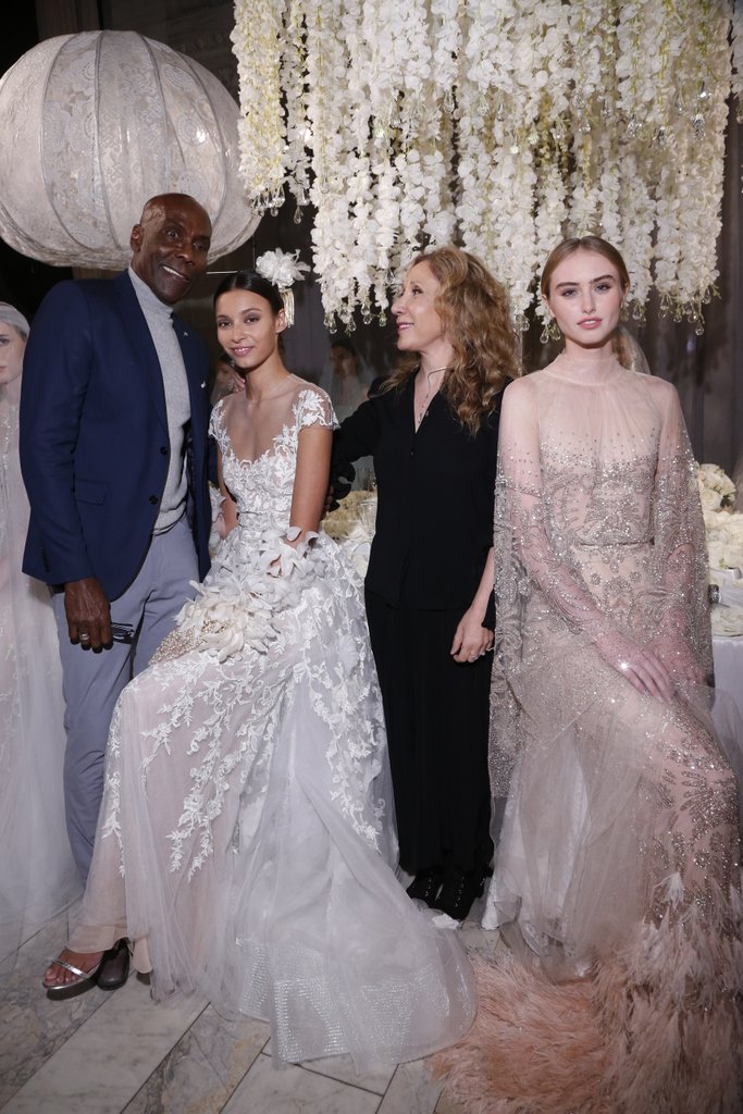 Reem_Acra's tweet image. Reem Acra x Preston Bailey #TheCelebrationCollection
.
.
.
#ReemAcra #PrestonBailey