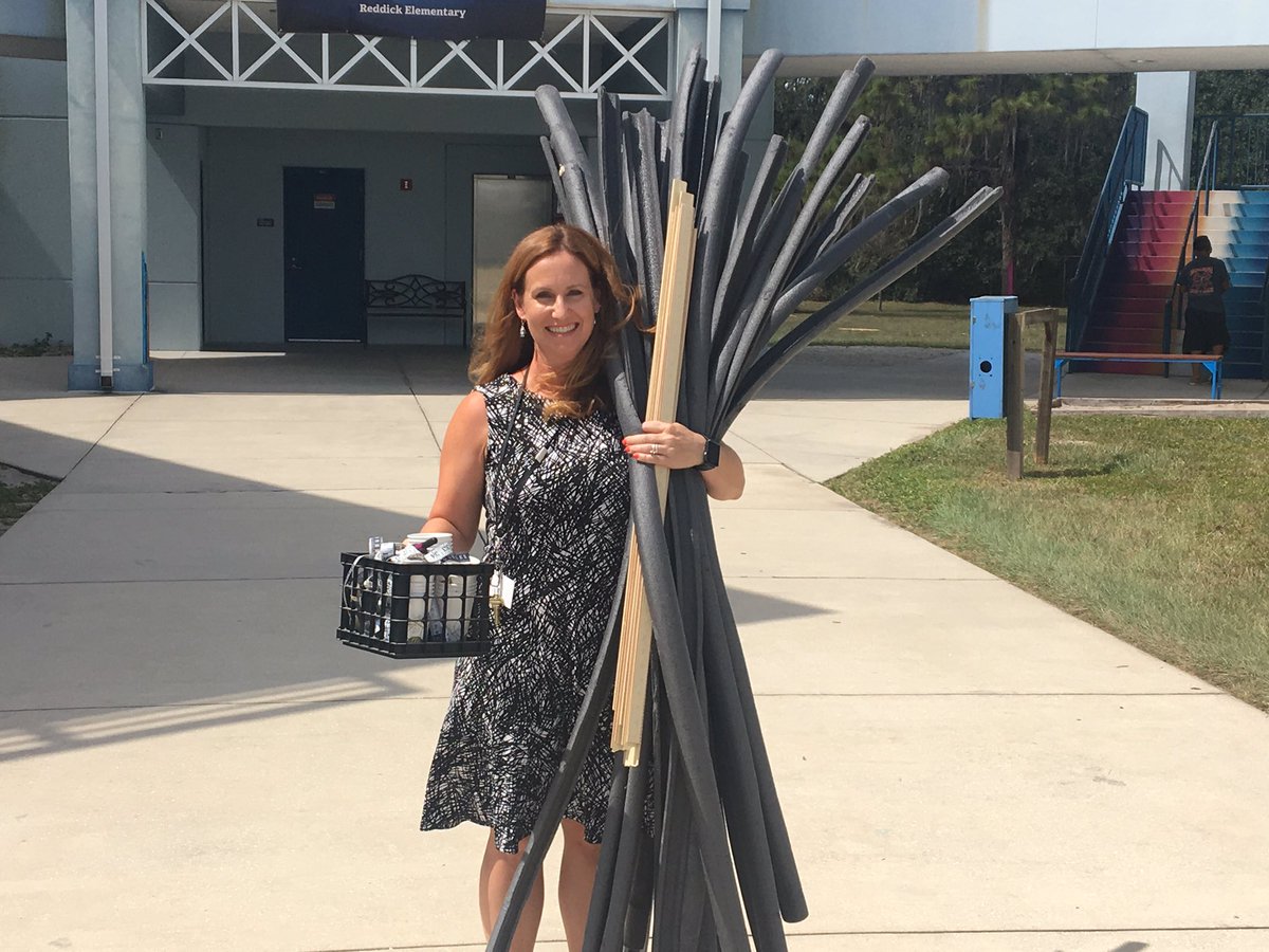 HillsboroughSch's tweet photo. @HCPSReddickES Ts and Ss are getting ready for the #HCPSScienceOlympics. #STEMtober @suzywoo72 @HCPSElemScience @WeAreHAEST @TampaBaySTEM https://t.co/sjmjjlzdLe