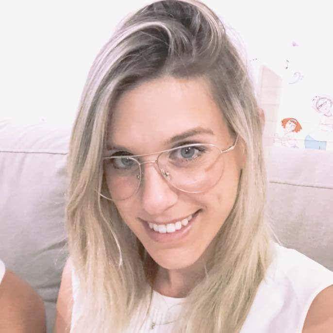 Isr_Amb_Esp's tweet image. Kim Levengrod Yehezquel (28 años) y Ziv Hagbani (35 años) son los dos israelíes asesinados hoy en su lugar de trabajo,una zona industrial q promueve coexistencia y confianza entre israelíes y palestinos. Llamo a los españoles a unirse a nosotros condenando este horrible atentado