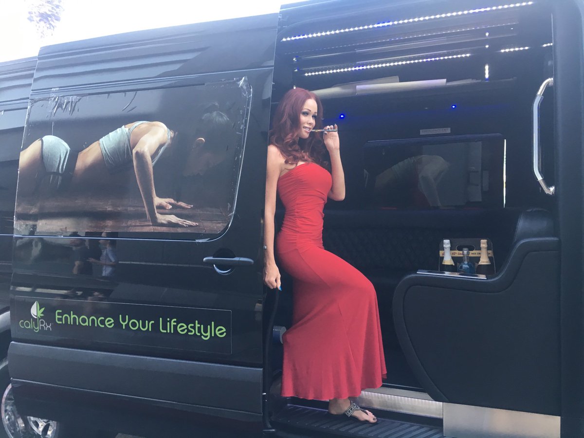 ChristinesFire's tweet photo. One year of travels #ShapeVape #SoVapingGood #GetHighGetSkinny #Calyfx #MedicalMarijuana #HighSociety #CaliWeed #VegasWeed #420 #HighTimes #CBD #THC #Weed #cannabis # Fitness #FitnessMotivation #cannabiscommunity #marijuana #vape https://t.co/VmDs6ycePD