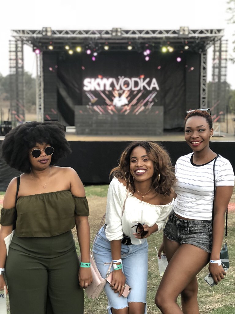 YOMZANSI's tweet photo. SPOTTED FACES: #OkapiFunDay βοΈππ΄ https://t.co/eVjdXlN1z9