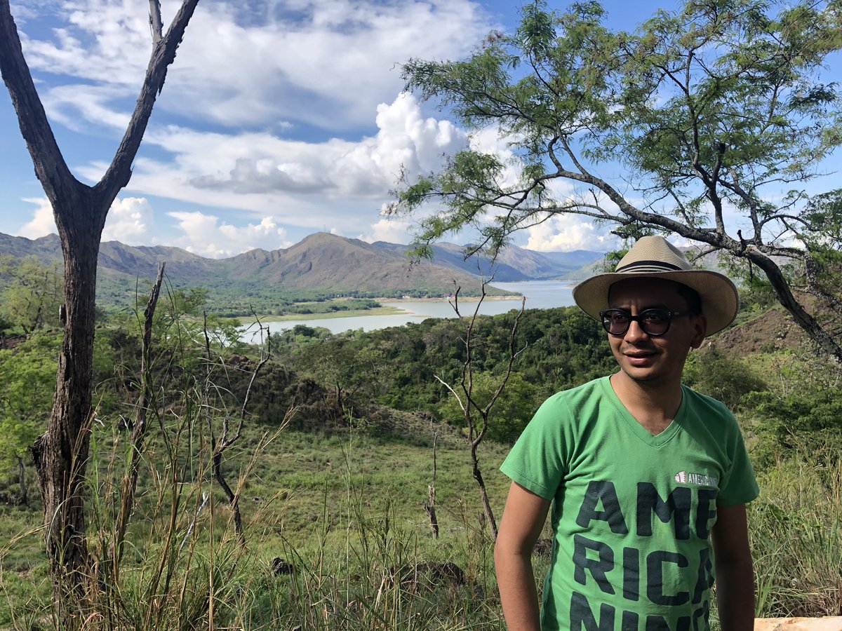 danielkmpos's tweet photo. Colombia con sus lindos colores y sabores. Disfrutando de mi bella tierra. #tolima #quindio #colombia https://t.co/mldOnIqoWE