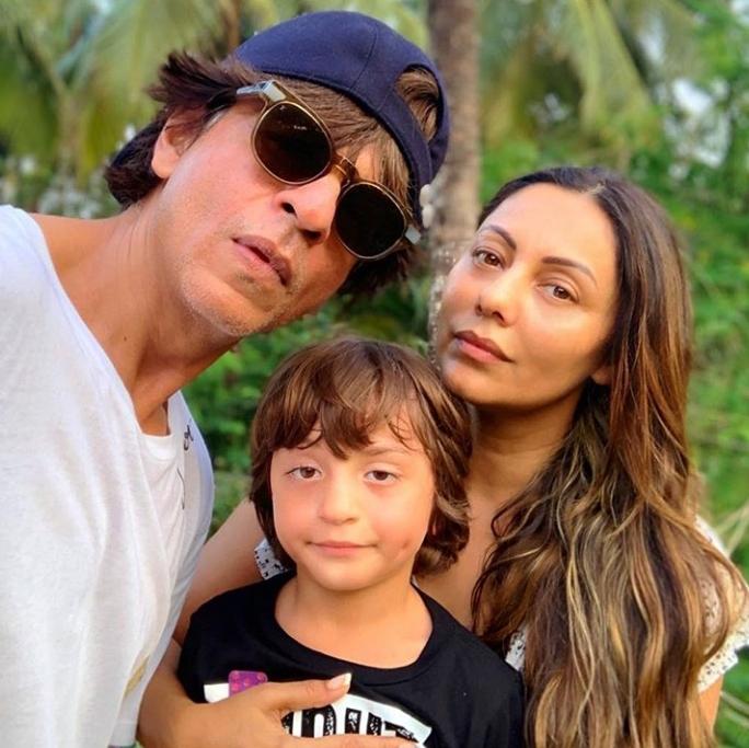 Gauri khan with family on Instagram .
.
.
Happy birthday Strongest Woman  