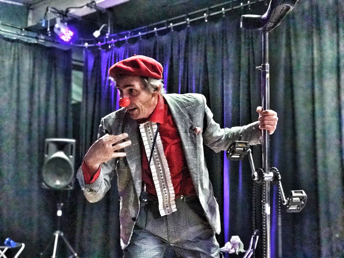 BackBilly1's tweet photo. #BackBilly Circus #theCUBE #passion4laughter #Joemay #MarkRussell
Stunning fundraiser at the Cube - Clowning excellence! Thanks to all who attended https://t.co/cvZsONhvjF