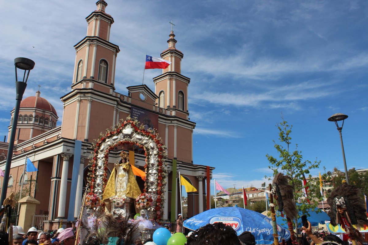 ArzobispadoLS's tweet image. [ESTA TARDE] Multitudinaria manifestación de fe se vivió en lo que fue la tradicional procesión por las calles de Andacollo en la edición 2018 de la Fiesta Chica en honor a Ntra. Sra. del Rosario