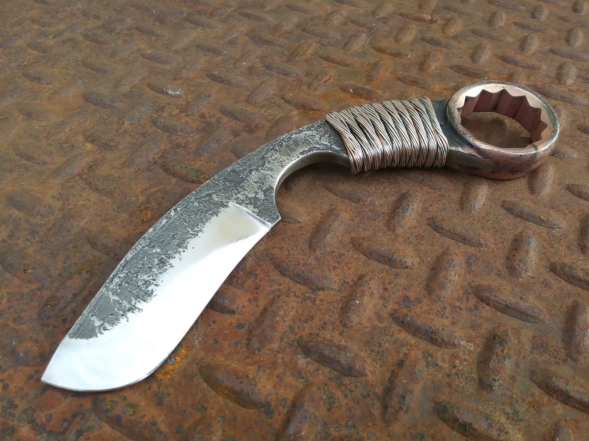 RavenStagKnives's tweet photo. **Handmade in the USA** New wrench knife now available in my Etsy shop! Includes USPS Priority shipping in the US and felt lined kydex sheath https://t.co/FBzhXPvWvR https://t.co/eIx4zSyBOu