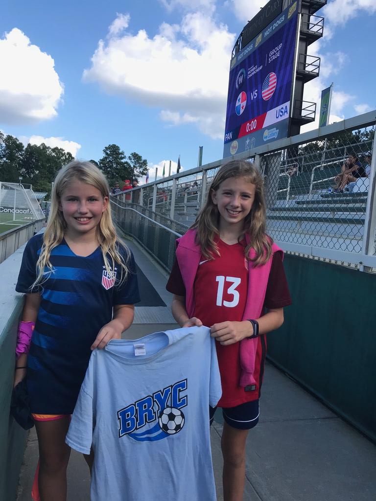 bryc_soccer's tweet photo. BRYC representing at the Women’s World Cup Qualifiers! https://t.co/pRpjauBkVN