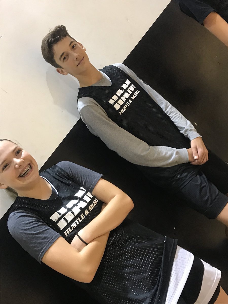 DevGriffin__'s tweet photo. Somebody get @nilgeshannah &amp; @BenLinnemeyer endorsement deals😂🏀📸 #FakePhotoshoot 

Training been getting more intense &amp; fun every week!!! https://t.co/OS9Iyw80C6
