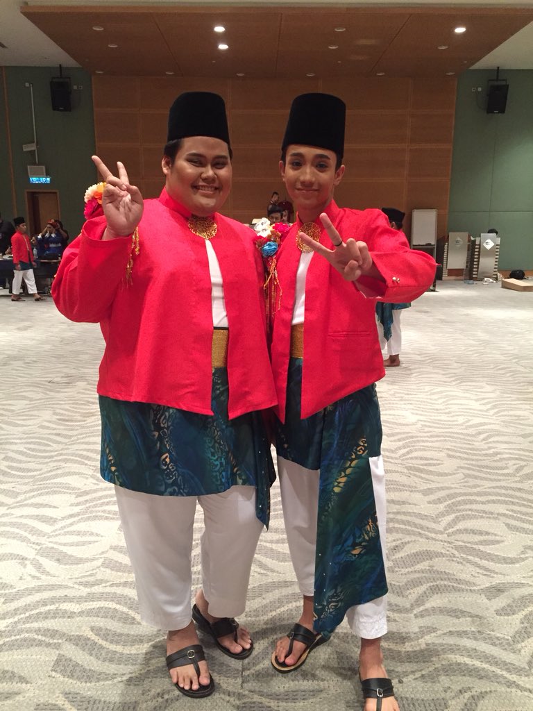 bael0n's tweet photo. Semalam show Soliloque, tadi show #ABPBH #abph31 ❤️ https://t.co/GlkLLdjh2t