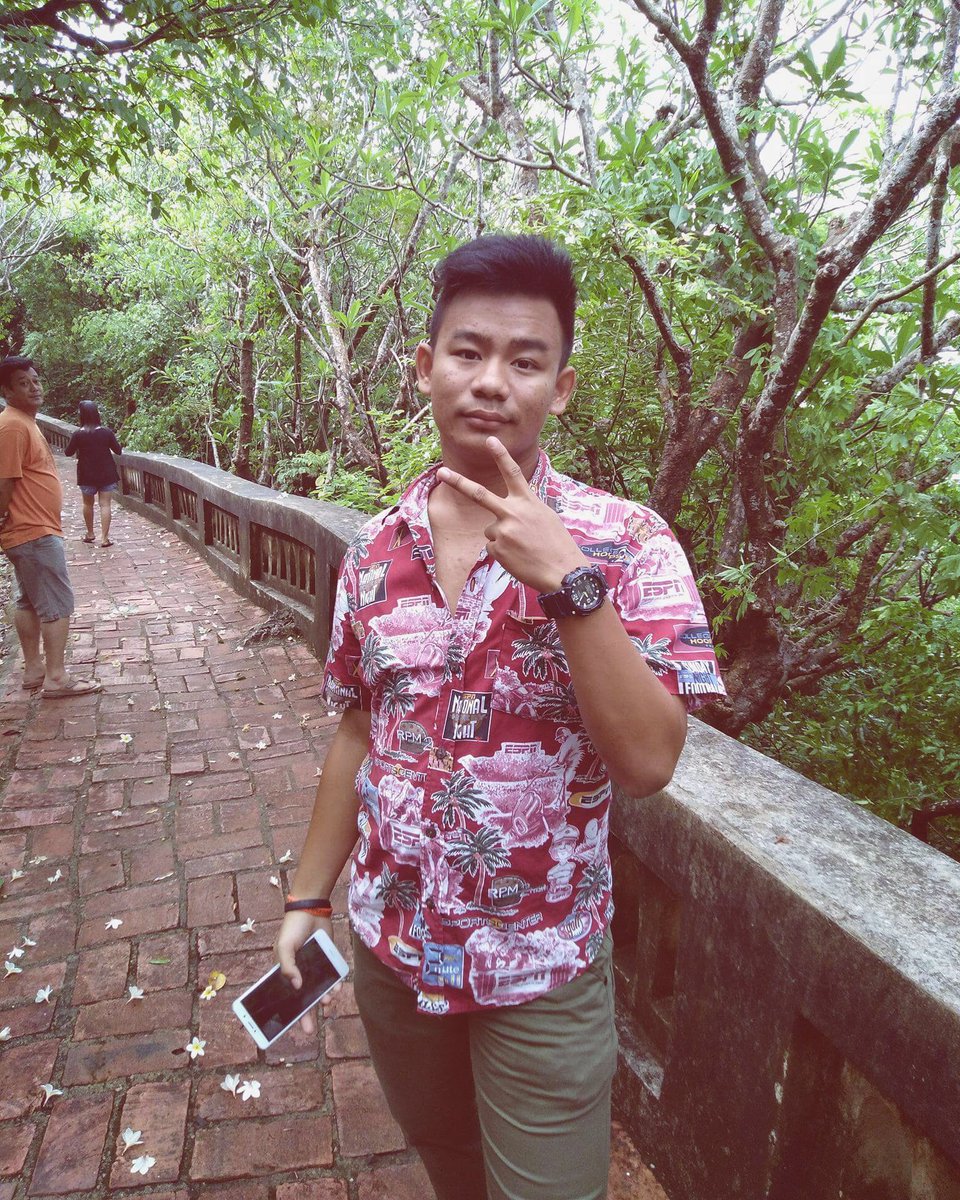 Psychobankkk's tweet photo. @kpnnoi รอนะครับ https://t.co/Q81P9HBgEB