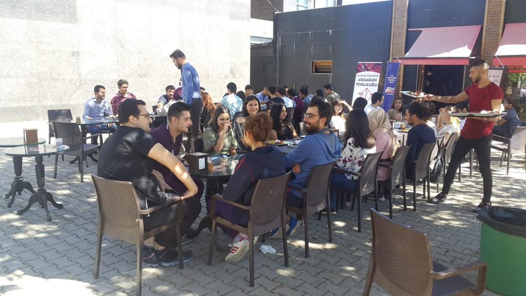 AtasagunGaun's tweet photo. Tanışma kahvaltımıza katılan herkese teşekkür ederiz 😊

Gelecek güzel etkinliklerde görüşmek üzere ☺️👋 https://t.co/BfrBiqDWKP