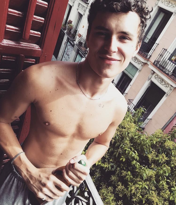 alfredagranel's tweet photo. Aron Piper es lo único que está bien en este mundo chavalxs 
#EliteNetflix https://t.co/Z8WKlw3IAp