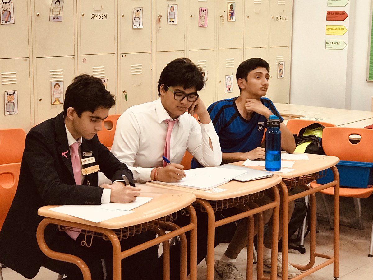 sumana_2000's tweet photo. Senior Inter house debate ... battle of intellect... mind over matter @notadiba @DxbModern @GMA_IBDP @KNargish https://t.co/4cRyvoLrG0