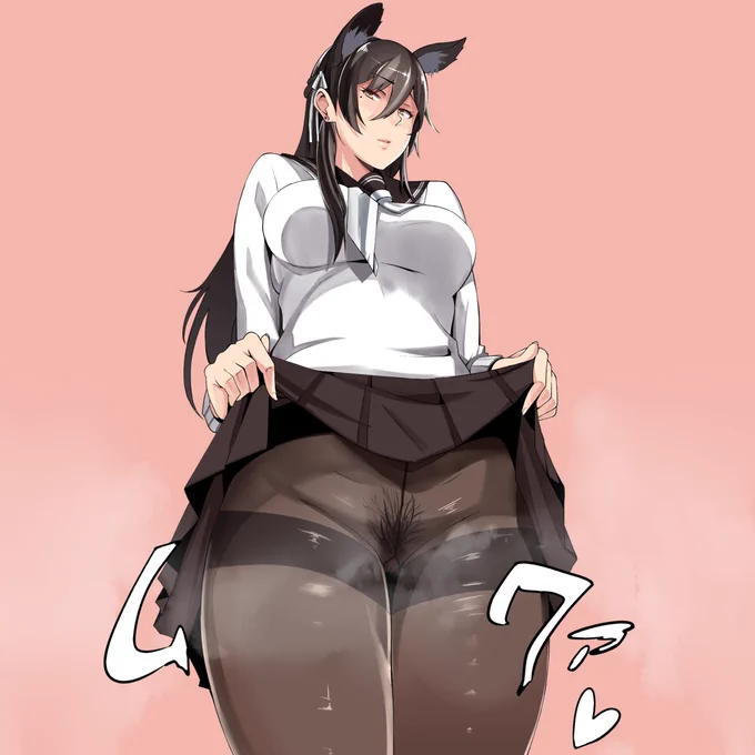 嫌パンのつもりらしいけど、ノーパンな上にムダ毛処理してないし、ムワァ♡で完コピに失敗してる愛宕おねーちゃん 「うっ・・・射精るっ!」 
