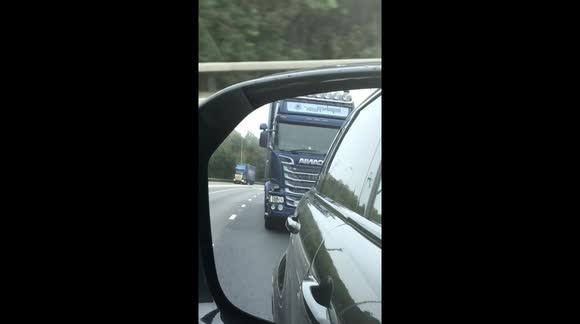 AJMagic_shop's tweet photo. Check out my video on @Newsflare - Idiot lorry driver on M20 https://t.co/zmMjRApN4N https://t.co/vL9XfSrCc7