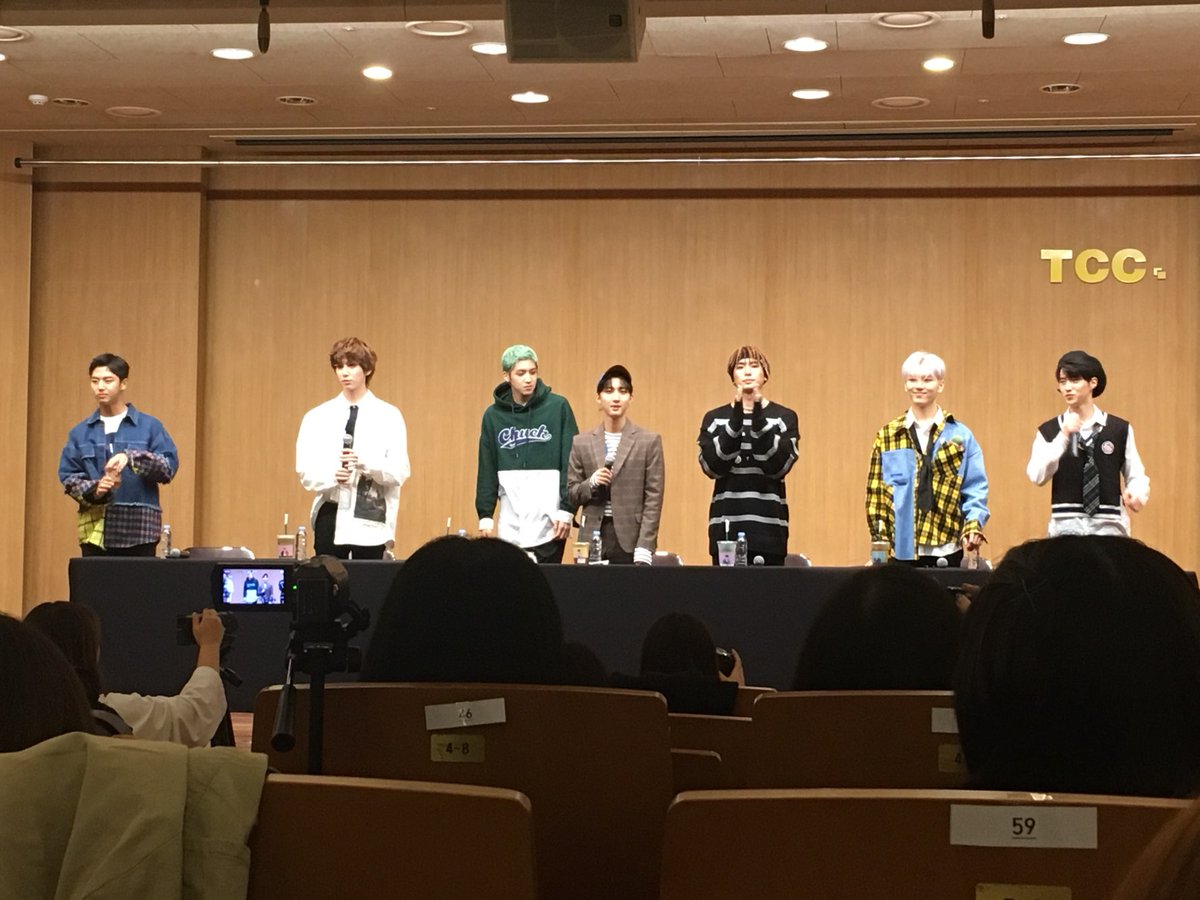 SugarPoppy93's tweet photo. 07102018
Last Pentagon Fansign 🐸
Today is the last day of their Fansign for this comeback😉
Shipping will be done after I receive the albums. Please pay balance for those who paid deposit🐸♥️
#Hui #Jinho #Hongseok #Shinwon #Yeo_One #YUTO #KINO #Wooseok #EDawn #YANAN #PENTAGON https://t.co/ukcENMyARS