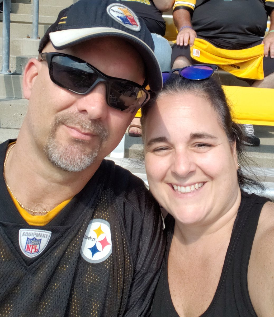 vlore1972's tweet photo. @steelers #herewego https://t.co/H4rrxPQ6A4
