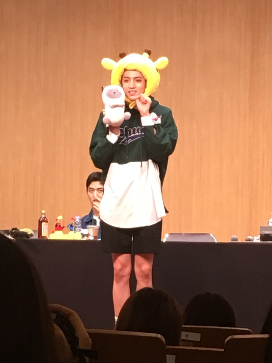 SugarPoppy93's tweet photo. 07102018
Pentagon Fansign 🐸♥️
Who paid deposit, please pay full payment before I ship it out 🙆
#Hui #Jinho #Hongseok #Shinwon #Yeo_One #YUTO #KINO #Wooseok #EDawn #YANAN #PENTAGON #PENTAGON_NAUGHTYBOY https://t.co/HXiODwvNl7