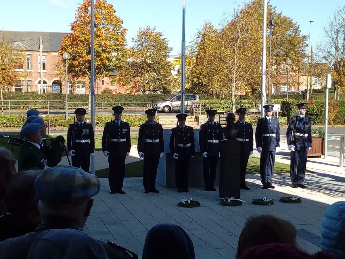 St_Marys_cbs's tweet photo. Well done👏🏼 to Niall Carey who delivered a speech on Saturday morning in front of County Hall to commemorate Col James Fitzmaurice, a past pupil of the CBS.
@laoisheritage @LaoisCouncil @PortlaoiseParis #commeration #colfitzmaurice #fromeachhisbest https://t.co/ZGDSKx3A4L