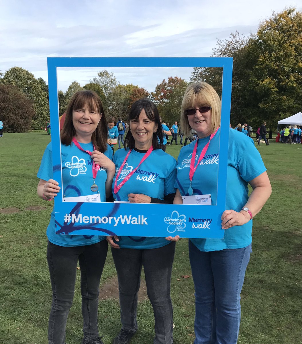 Chrissands31's tweet photo. Completed a 8.5km MemoryWalk for the Alzheimer’s society today with my sister and her friend. It is a cause dear to our hearts. Had a really good day #MemoryWalk2018 https://t.co/UyoKmfFBtd